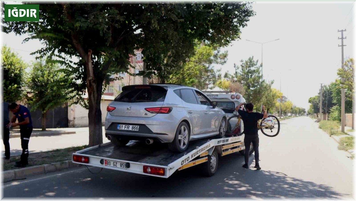 Iğdır'da korkunç kaza: Otomobilin çarptığı bisikletli genç hayatını kaybetti