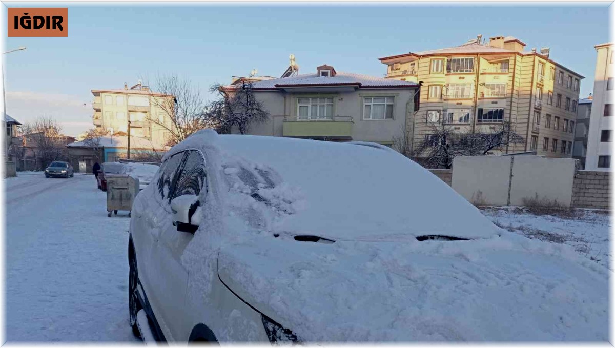 Iğdır'da köy okullarında eğitime kar engeli
