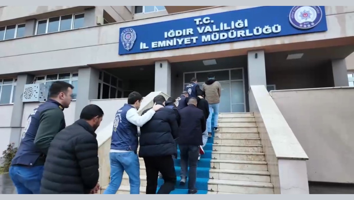 Iğdır'da "müstehcenlik" operasyonu: 7 şüpheli gözaltında