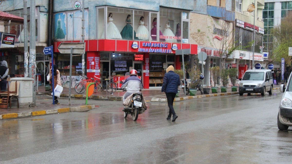 Iğdır'da 'Nisan Yağmurları' etkili oluyor
