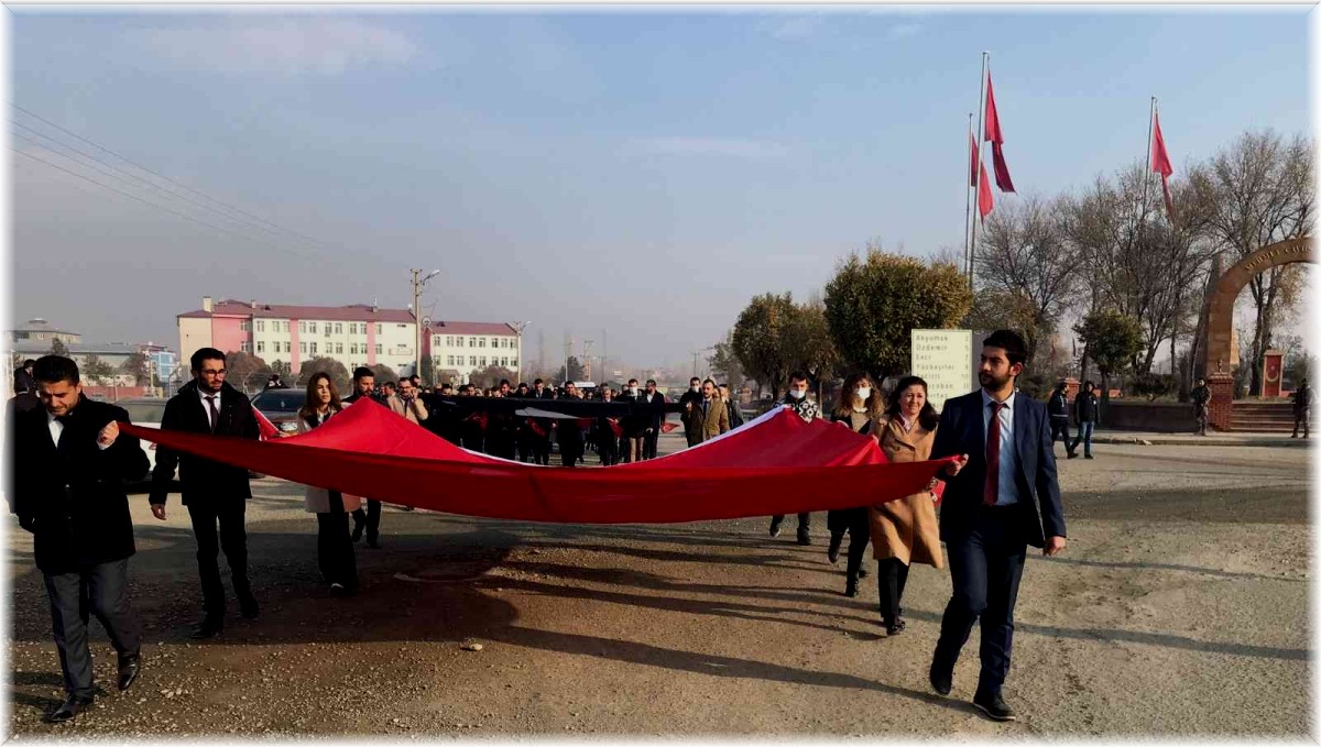 Iğdır'da öğretmenler günü büyük bir coşkuyla kutlandı