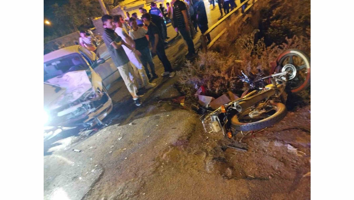 Iğdır'da otomobil ile motosiklet çarpıştı: 2'si ağır 3 yaralı