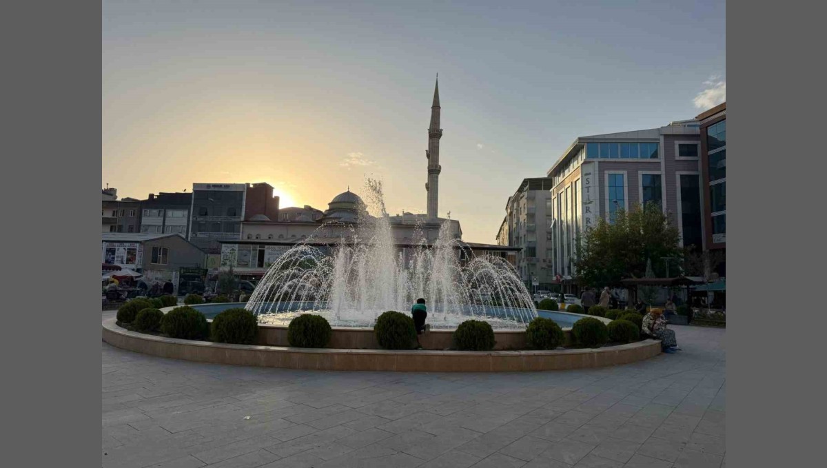 Iğdır'da 'Sırrı Süreyya Önder Parkı' kararı 5 aydır onay bekliyor