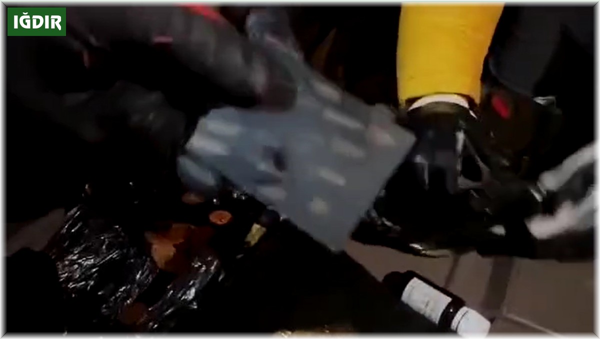 Iğdır'da tarihi eser operasyonu: Çok sayıda altın ele geçirildi