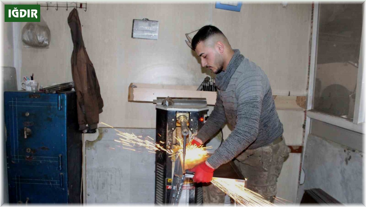 Iğdır'da üretilen sobalar deprem bölgesine gönderiliyor