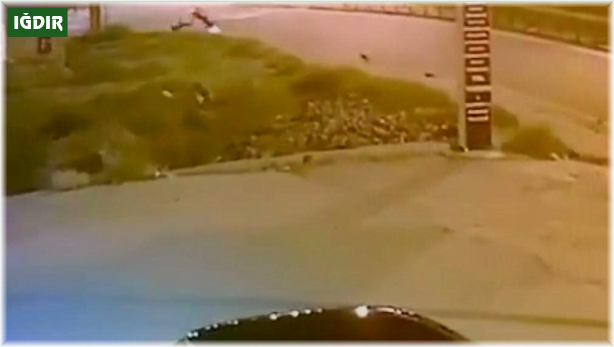 Iğdır'daki motosiklet kazası güvenlik kamerasında