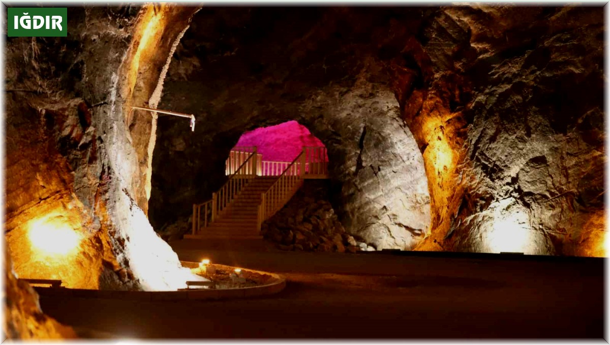 Iğdır'daki tuz mağarası yeni sezonda ziyaretçilerini bekliyor