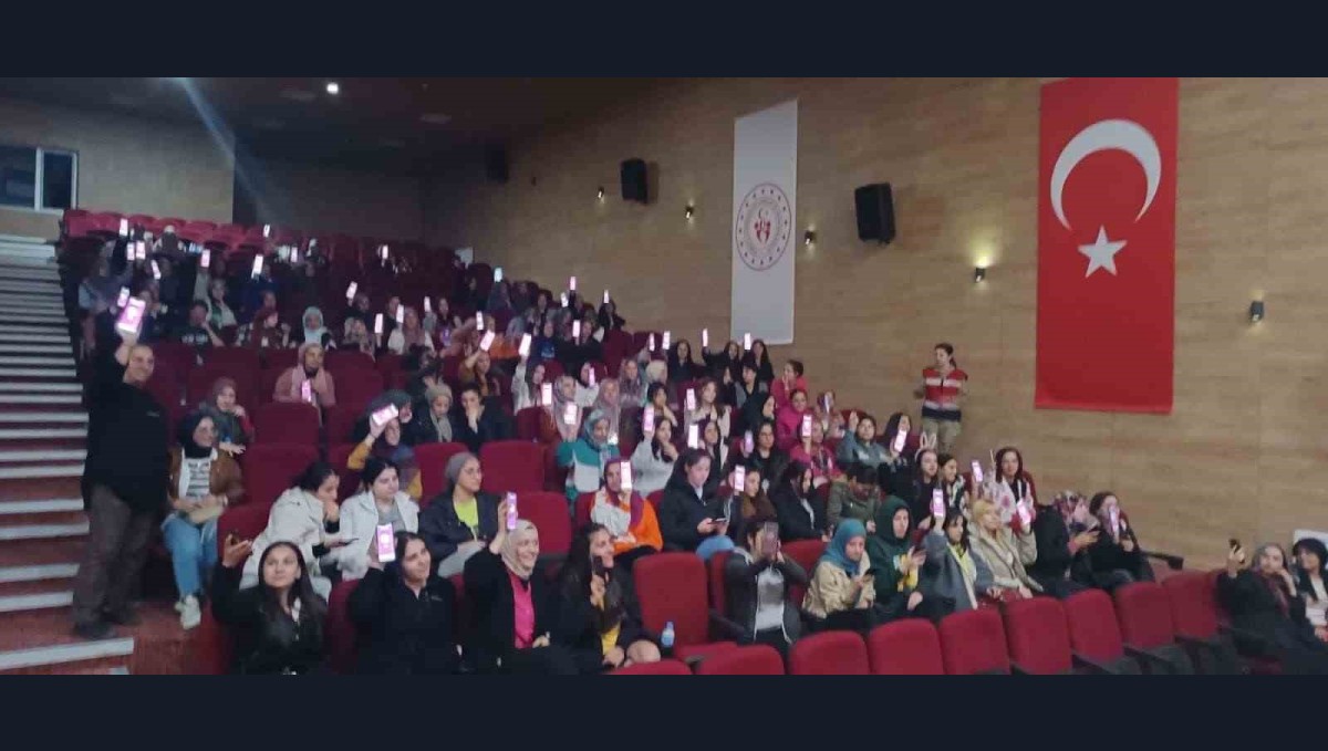 Iğdır Emniyet Müdürlüğü 2024 yılı KADES hakkında bilgilendirme yaptı