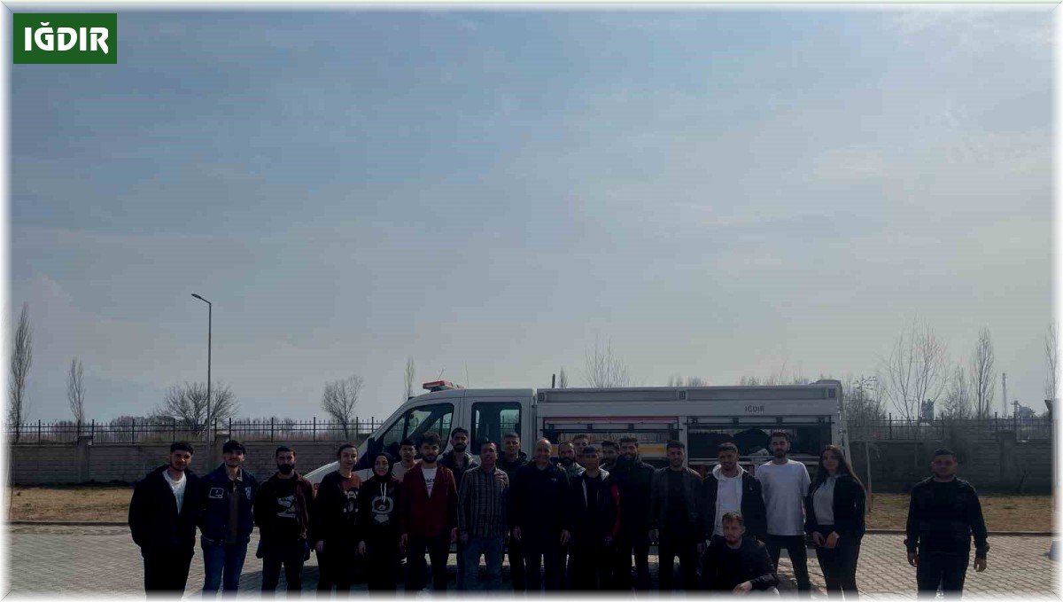 Iğdır Üniversitesi Sivil Savunma ve İtfaiyecilik programı öğrencilerine uygulamalı eğitim