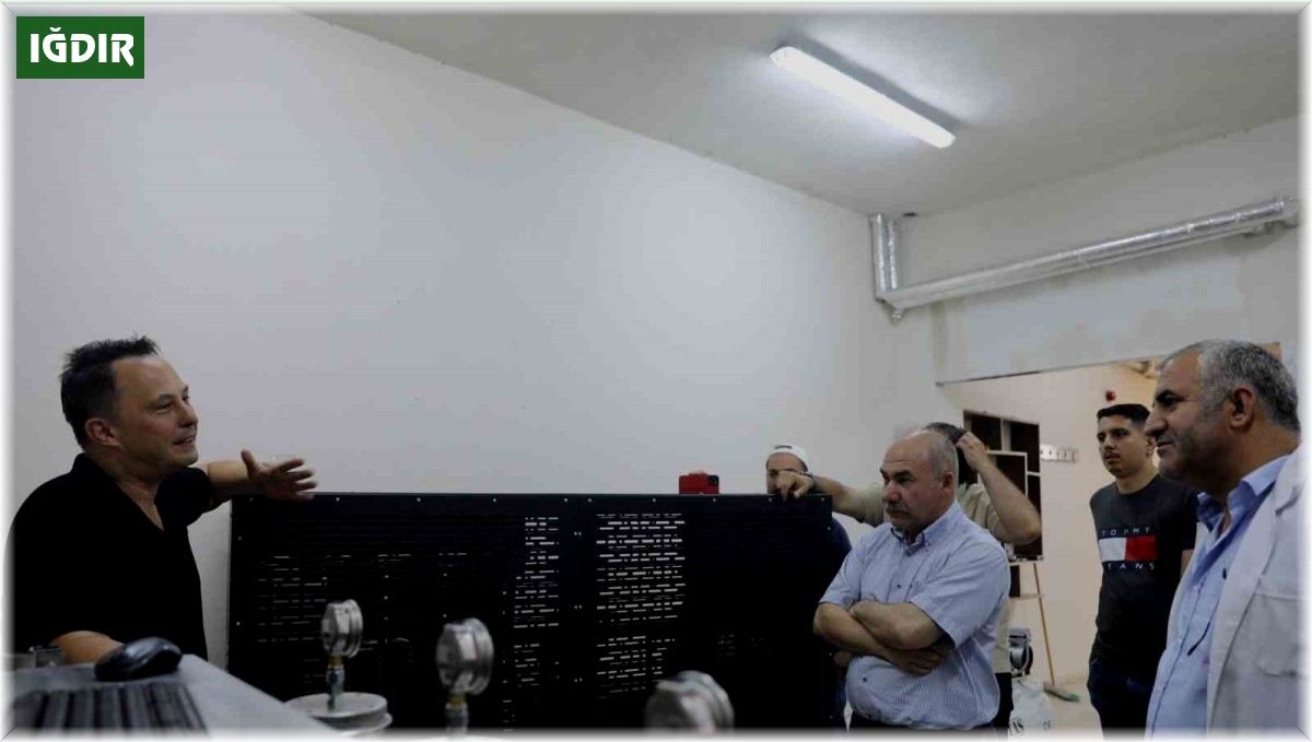 Iğdır Üniversitesinde "Süperkritik Karbondioksit Ekstraksiyon Cihazı" hizmete girdi