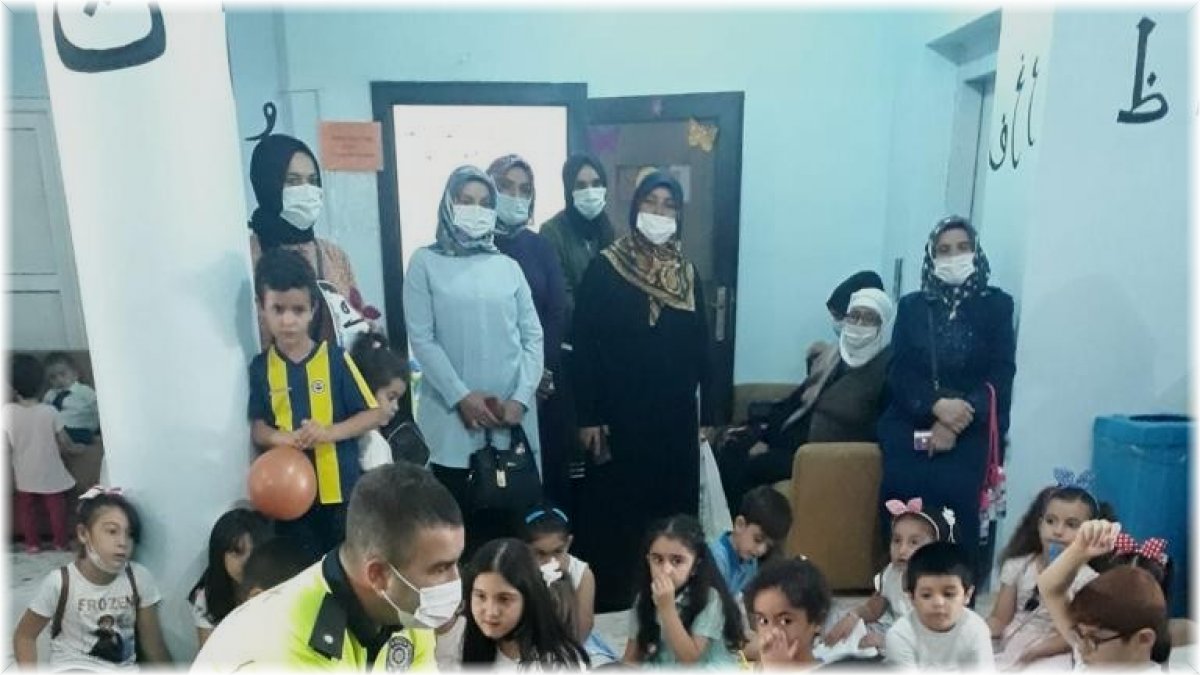 Iğdır’da miniklere ’Trafik Dedektifleri Eğitimi’