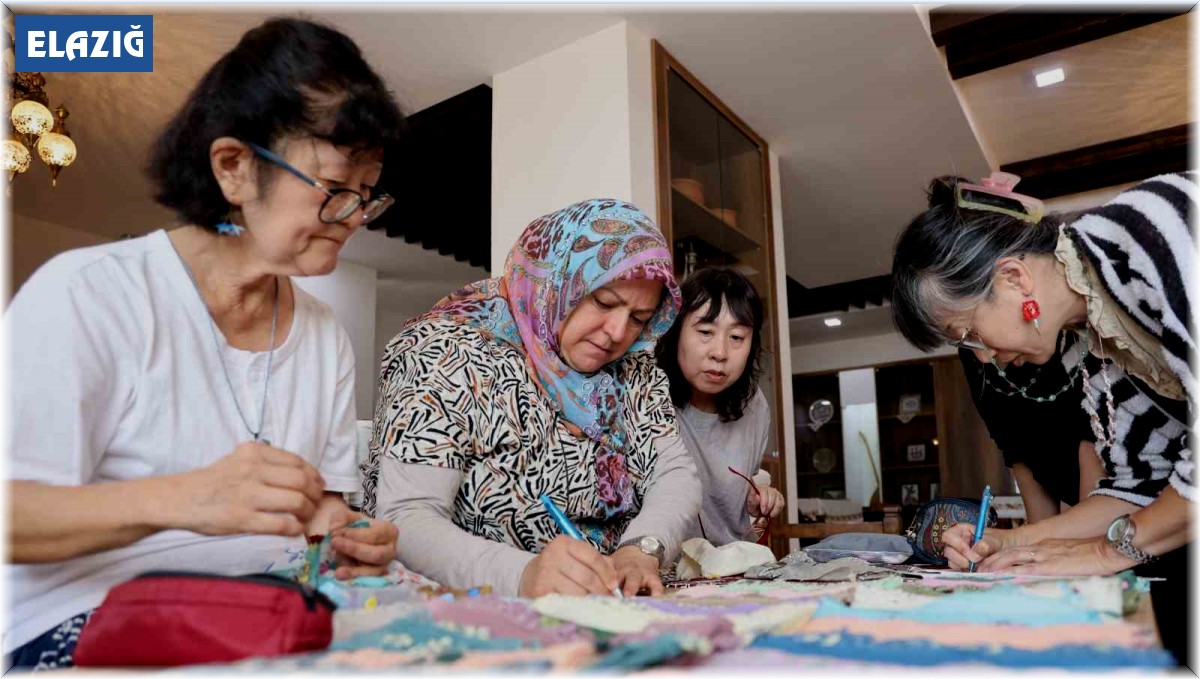 İğne oyası öğrenmek için 8 bin 259 kilometre yol katettiler