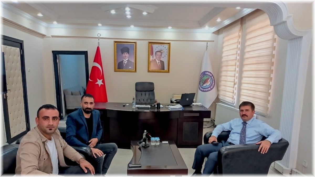 İHA'dan Vali/Belediye Başkan Vekili Sarıibrahim'e ziyaret