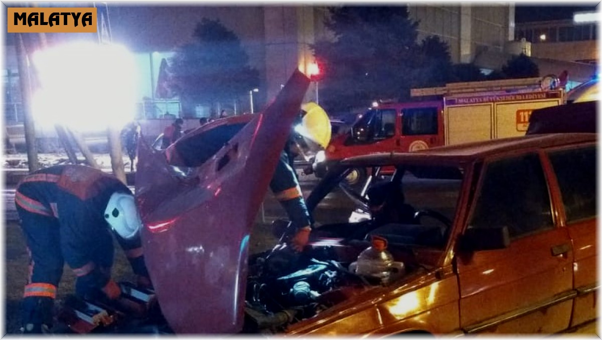 İki ayrı kazada 3 kişi yaralandı