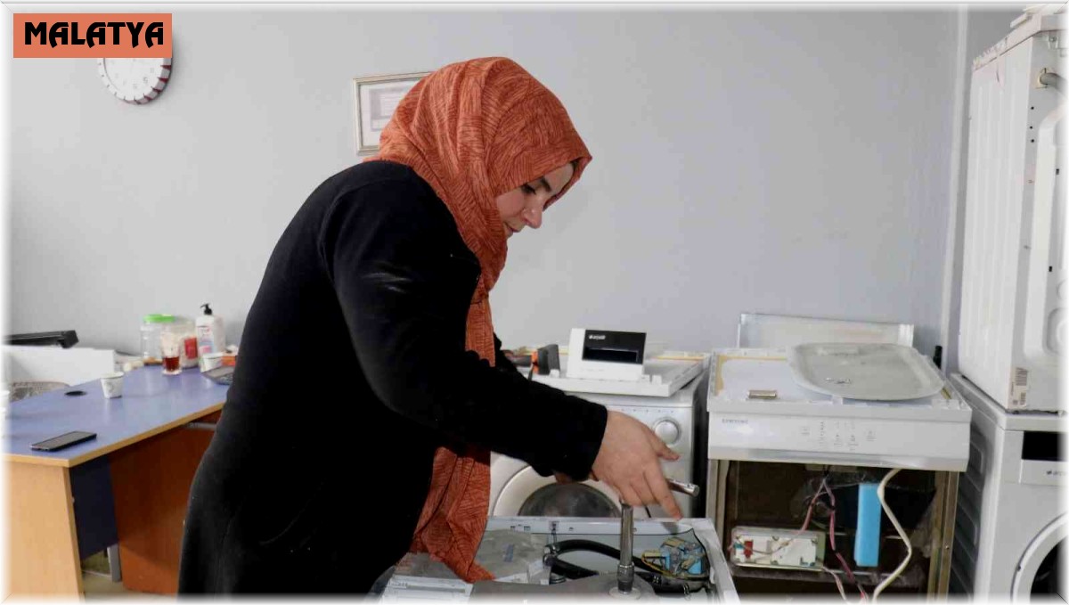 İki çocuk annesi teknisyen yaptığı işle takdir topluyor