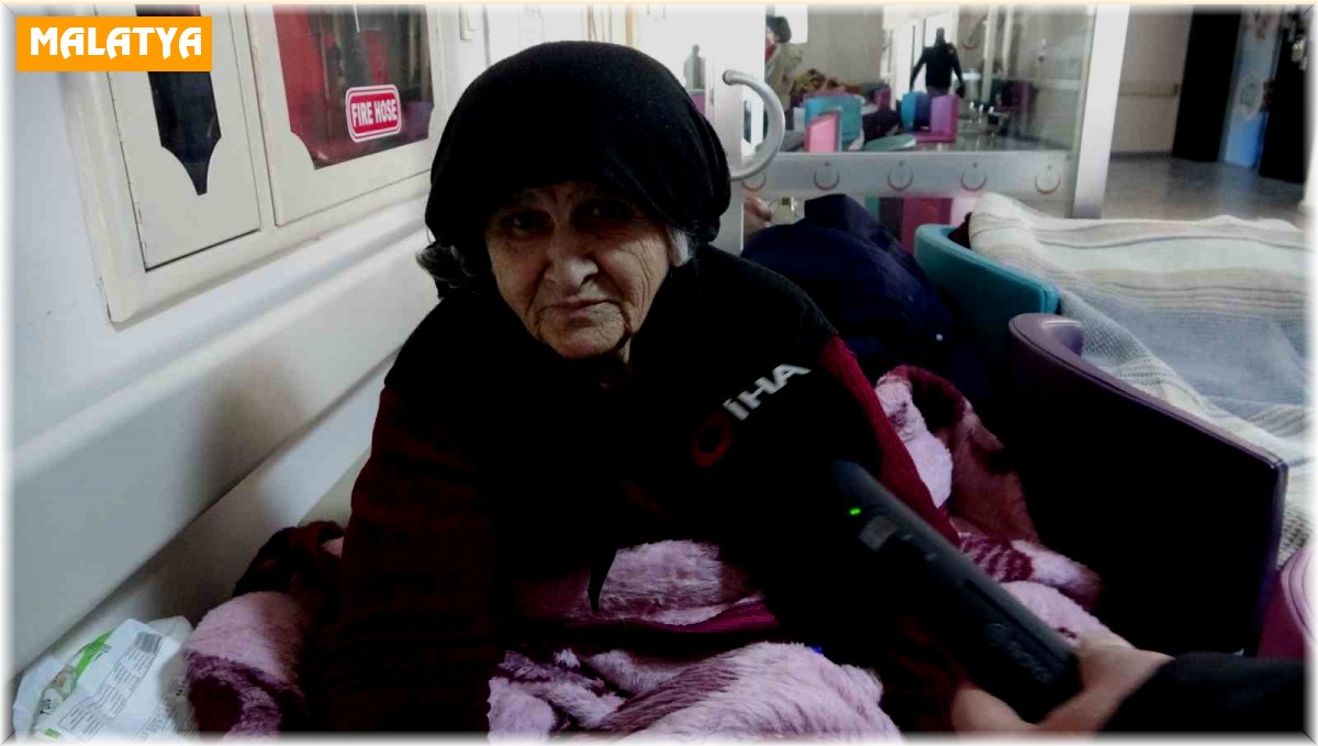 İki depremi de evinde yaşayan 73 yaşındaki Elif teyze o anları anlattı