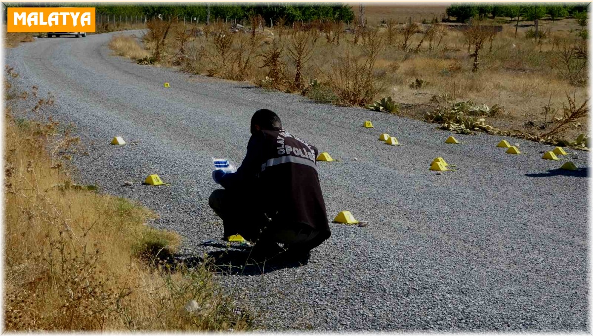 İki grubun mezarlıktaki silahlı çatışmasında kurşunlar havada uçuştu