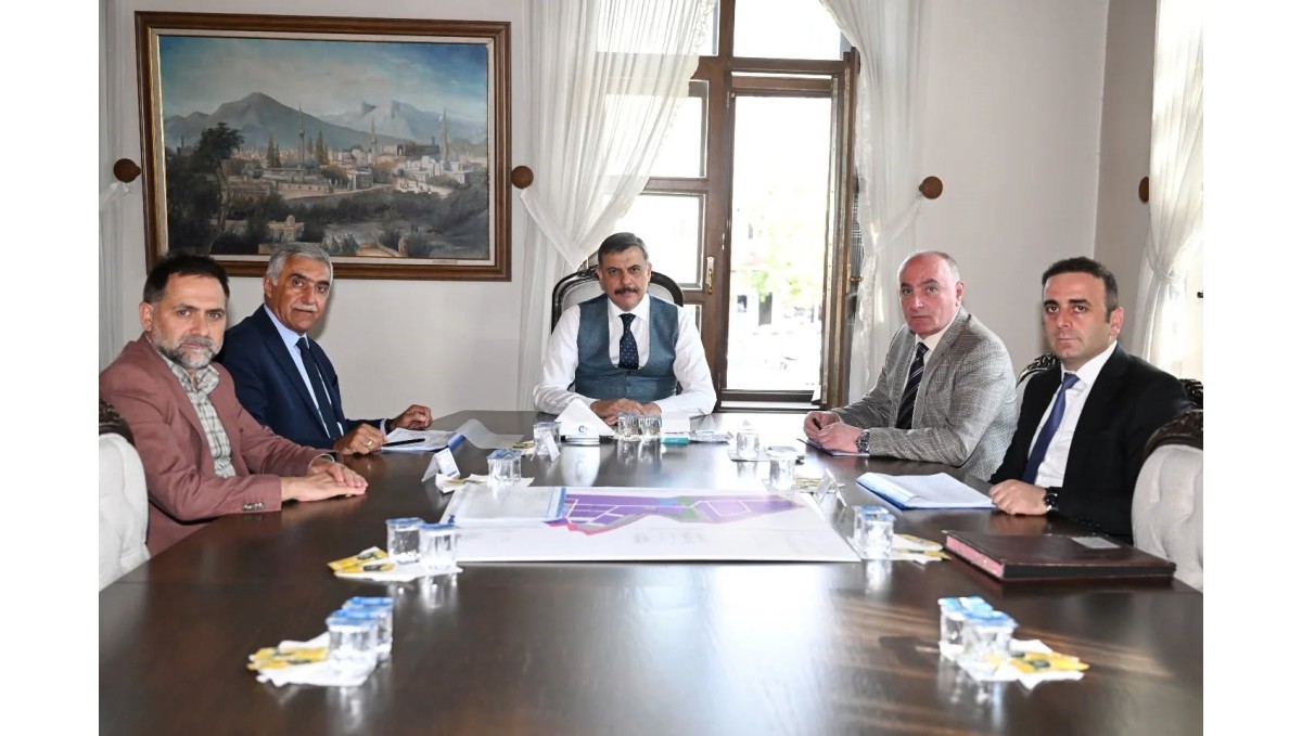 İkinci OSB'de yönetin toplandı