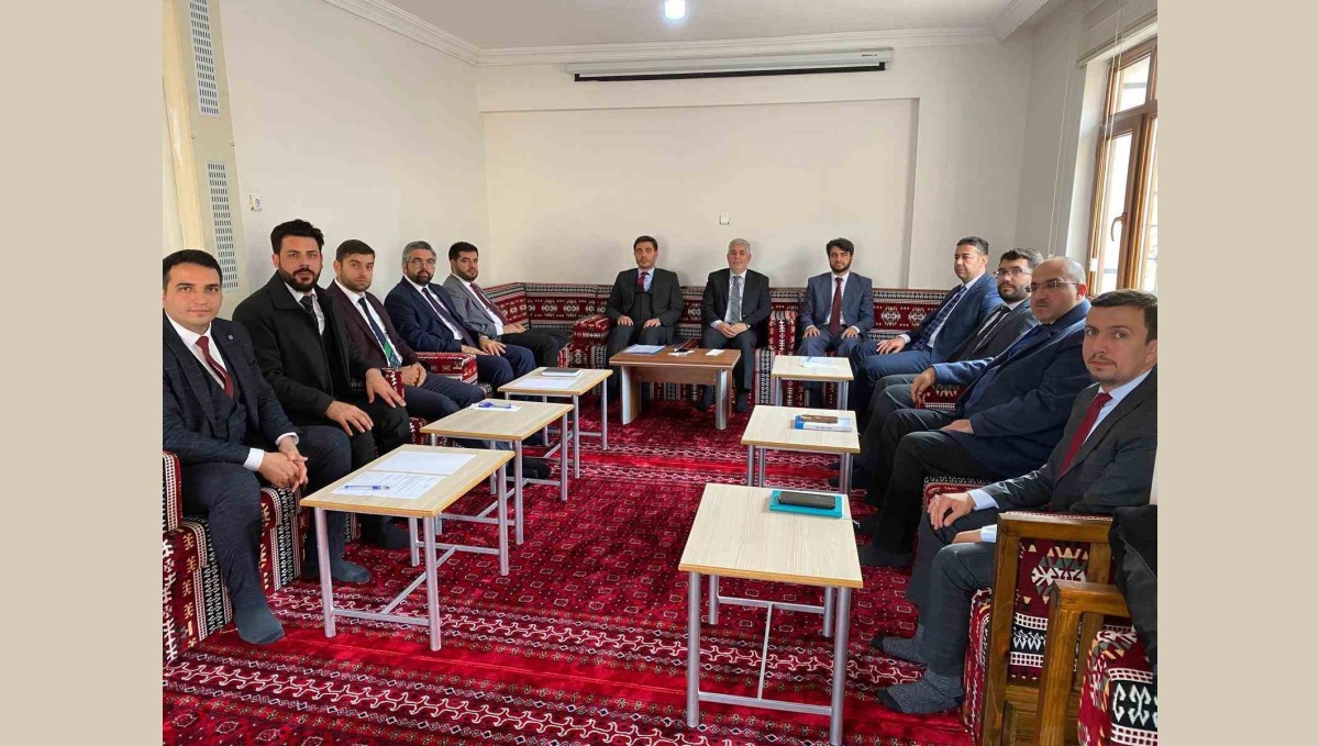 İlçe müftüleri Keban'da bir araya geldi