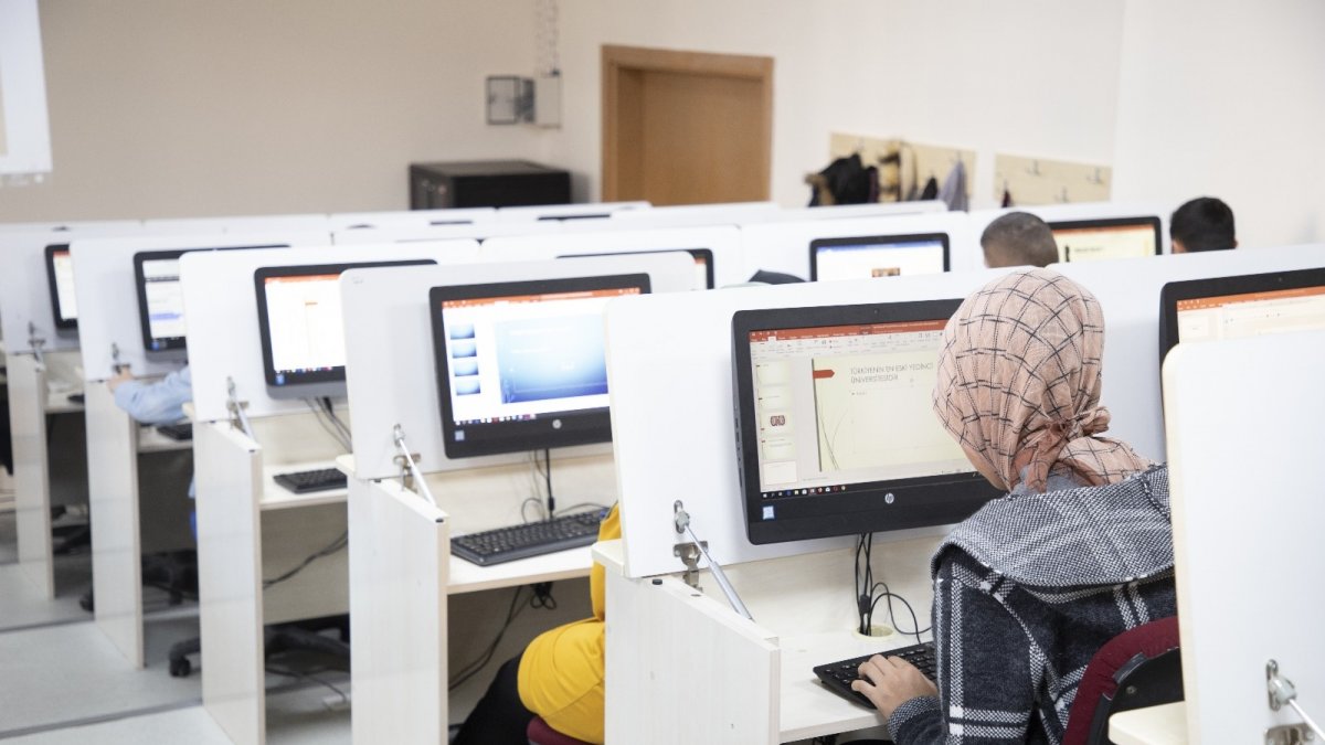 İletişim Fakültesi İLEDAK tarafından akredite edildi