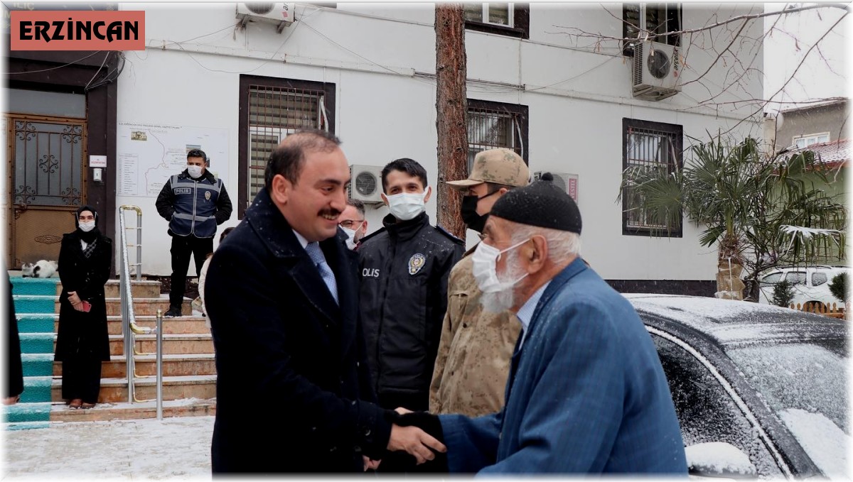 İliç Kaymakamı Demirkol görevine başladı