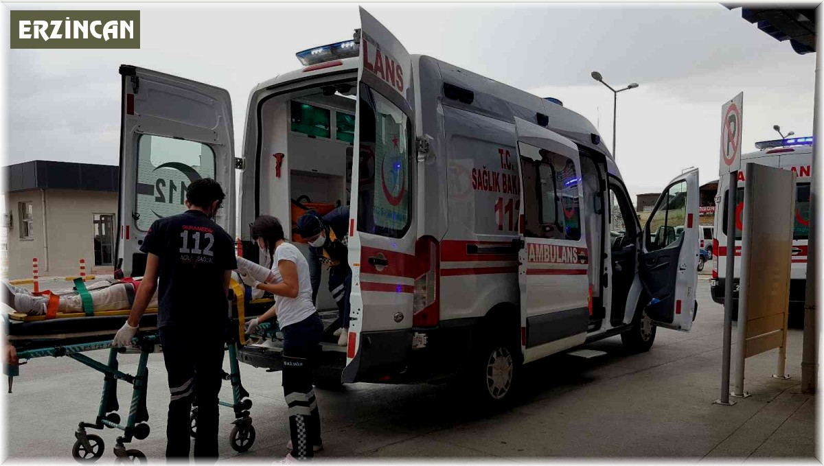 İliç'te trafik kazası: 2 ölü, 7 yaralı