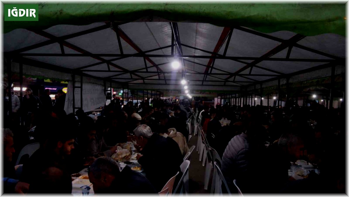 İlk iftar Iğdır'da açıldı