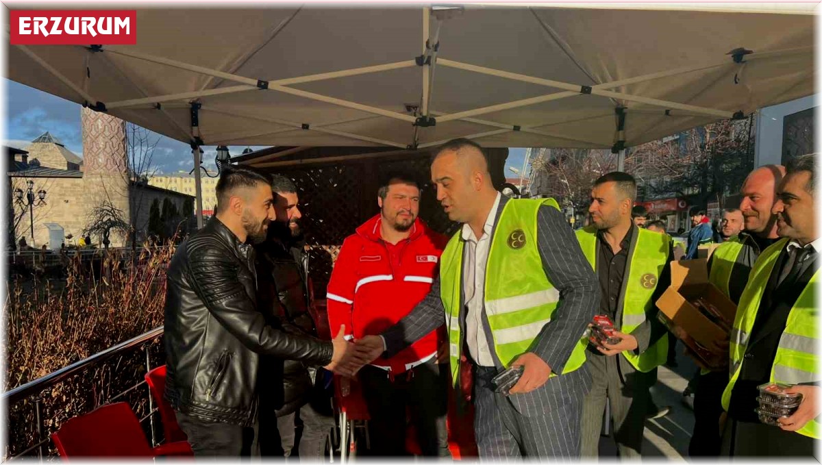 İlk İftarlık MHP'den