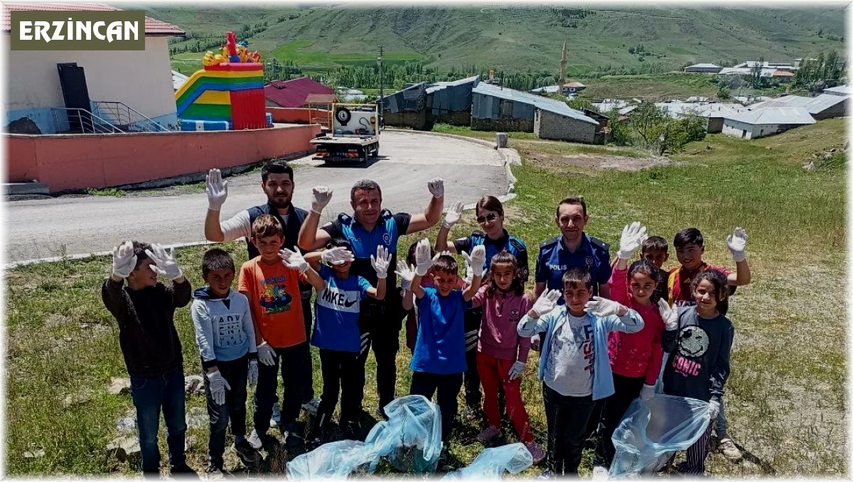 İlkokul öğrencileri polis ağabeyleriyle çevreyi temizledi