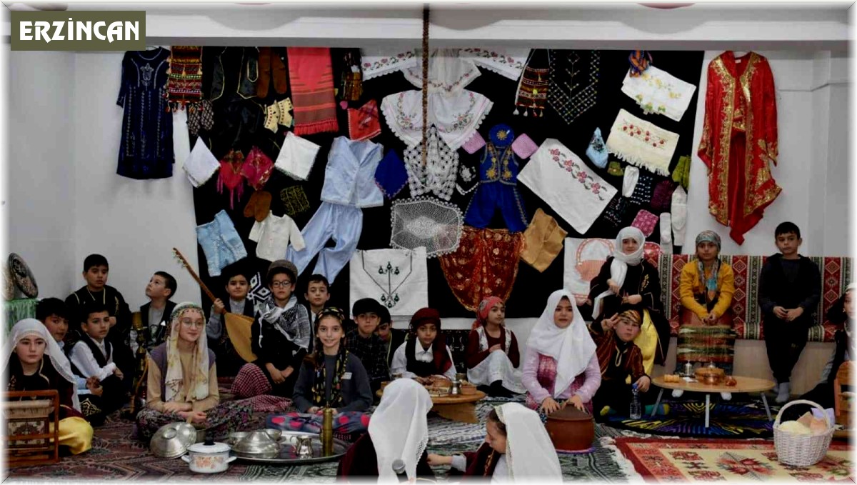 İlkokul öğrencilerinin kültür sergisi renkli görüntüler oluşturdu