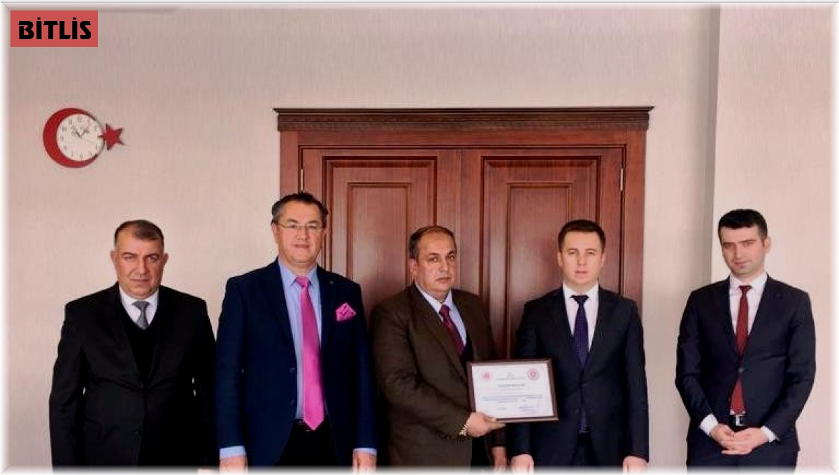 İnfaz Koruma Başmemuru Kandemir "Takdir Belgesi" ile taltif edildi