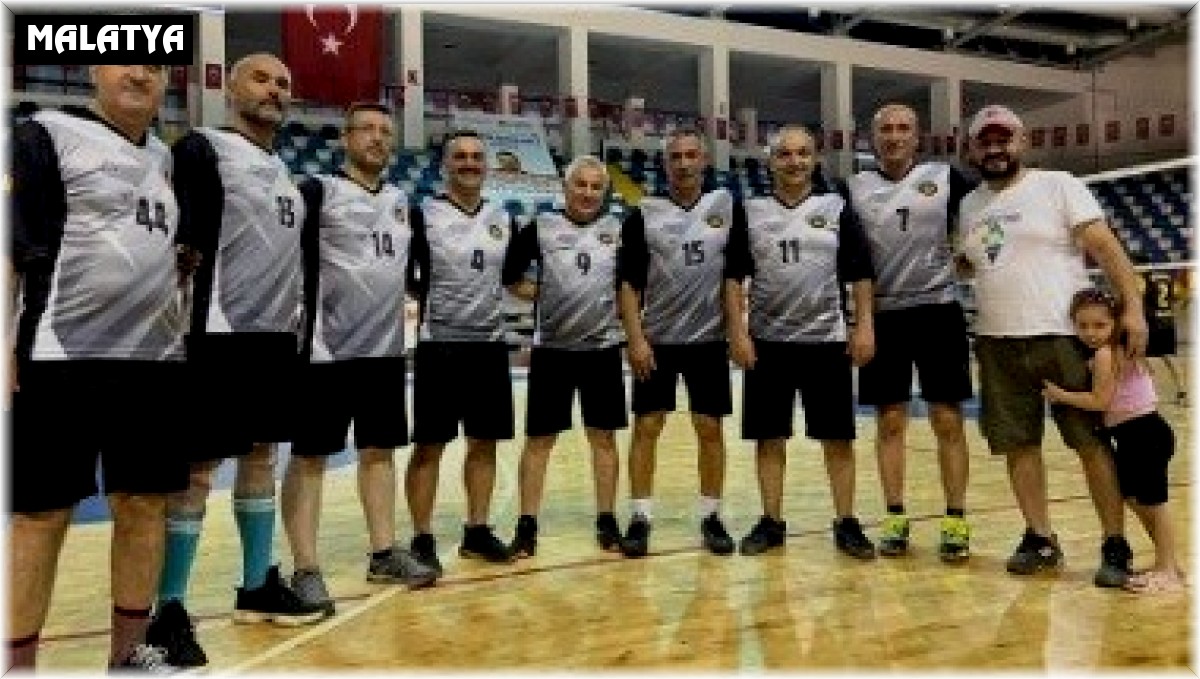 İnönü personeli finale adını yazdırdı