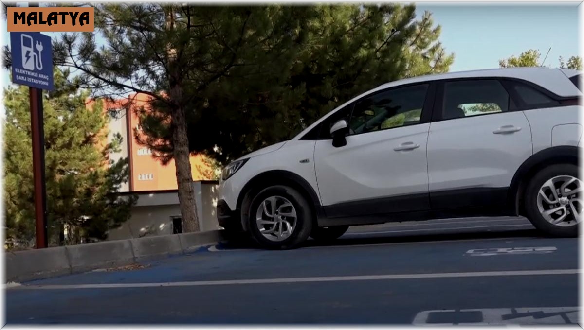 İnönü Üniversitesi'ne elektrikli araç şarj istasyonu