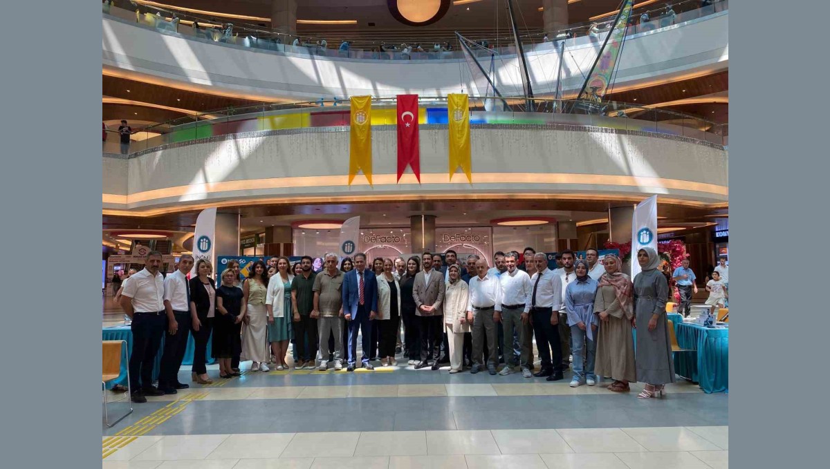 İnönü Üniversitesi tercih ve tanıtım günleri MalatyaPark AVM'de başladı