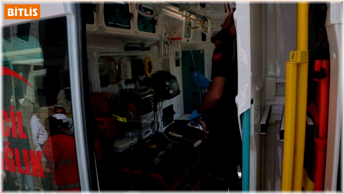 İnşaattaki toprak kaymasında 2 kişi yaralandı