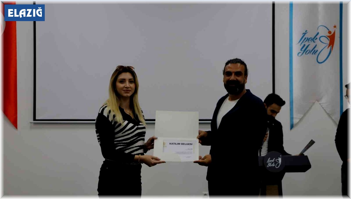 İnsansız hava aracı ile zirai ilaçlama eğitimini tamamlayanlara sertifikaları verildi