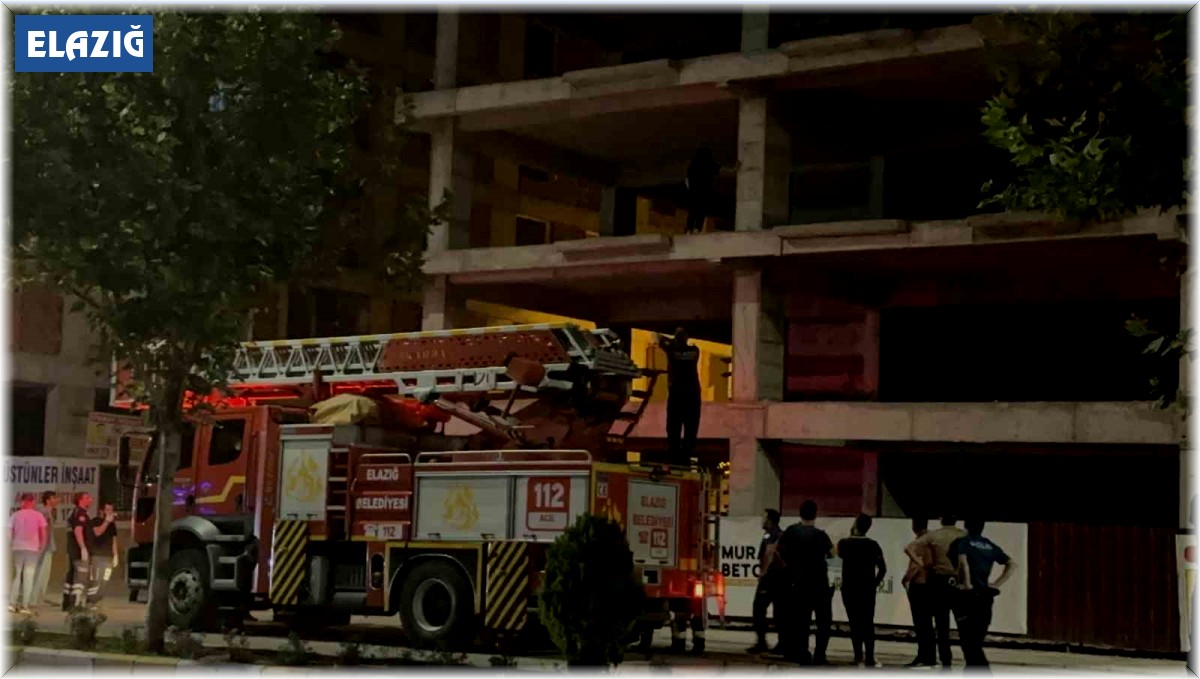 İntihara kalkışan kızı itfaiye amiri kurtardı, o anlar kamerada