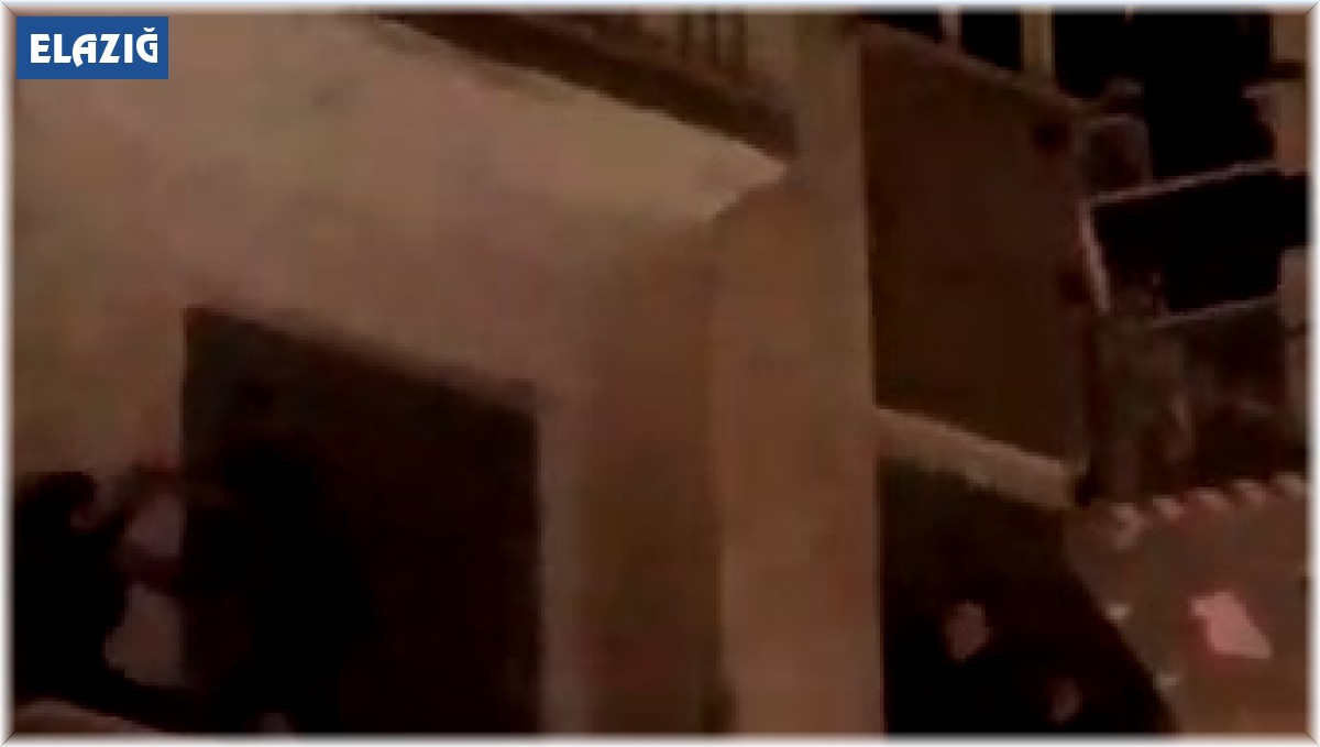 İntihara teşebbüs eden kadını itfaiye eri son anda kurtardı