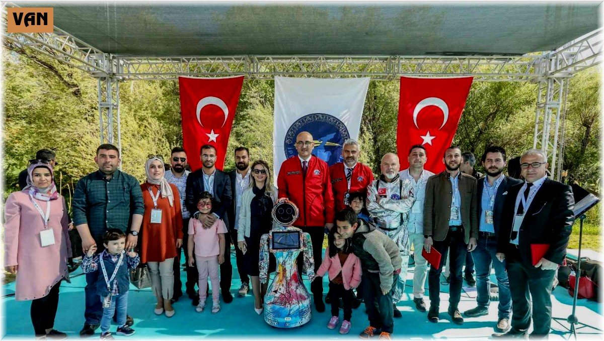 'İpekfest Bilim Şenliği'ne yoğun ilgi