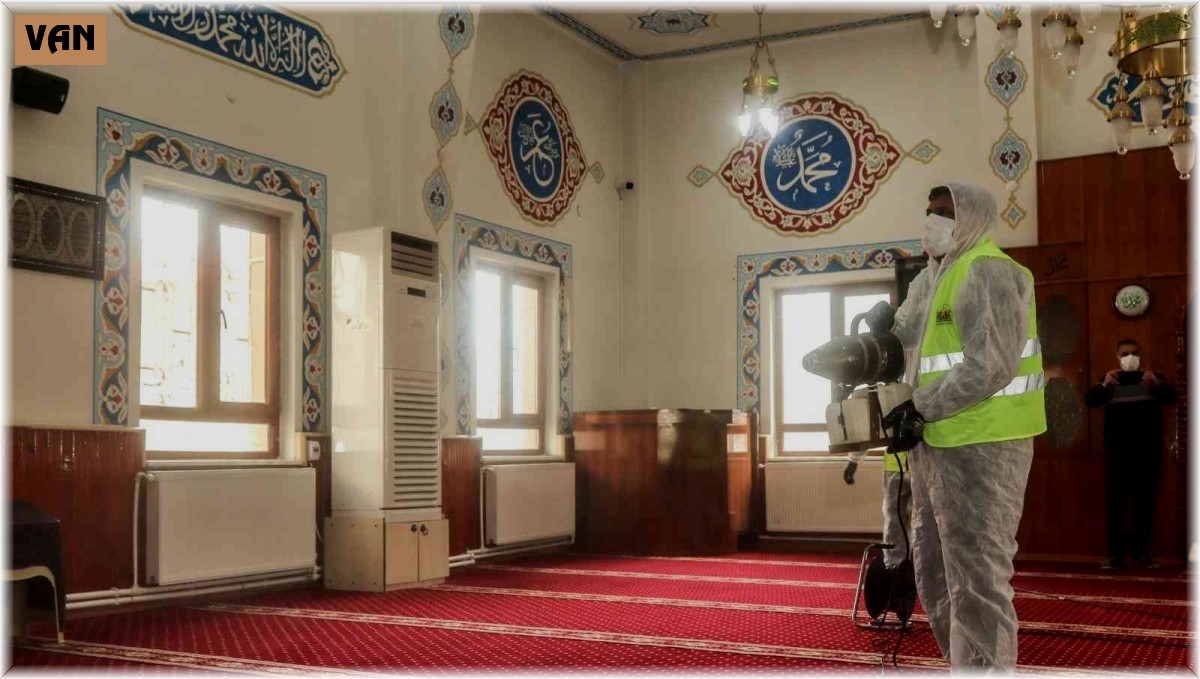 İpekyolu Belediyesi camilerin bakımını sürdürüyor