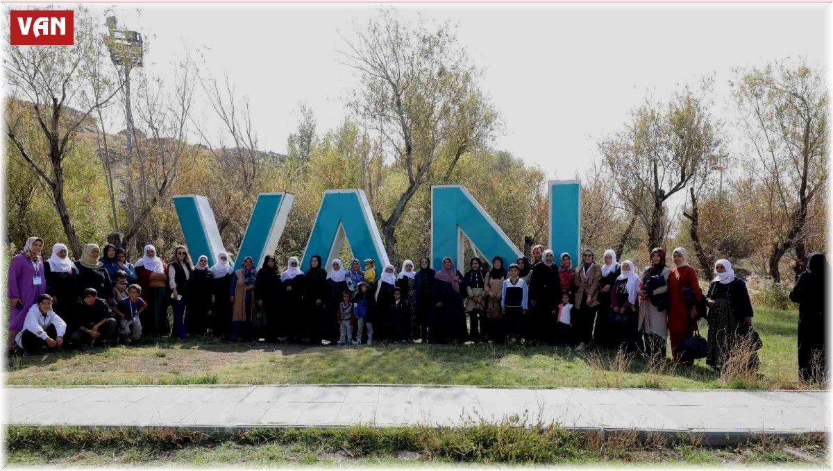 İpekyolu Belediyesi'nden mutlu kadınlar etkinliği