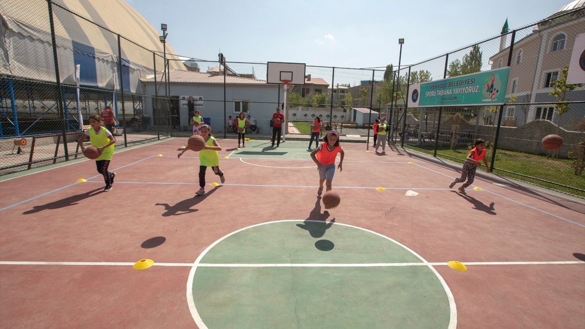 İpekyolu Belediyesi spor akademisi açtı