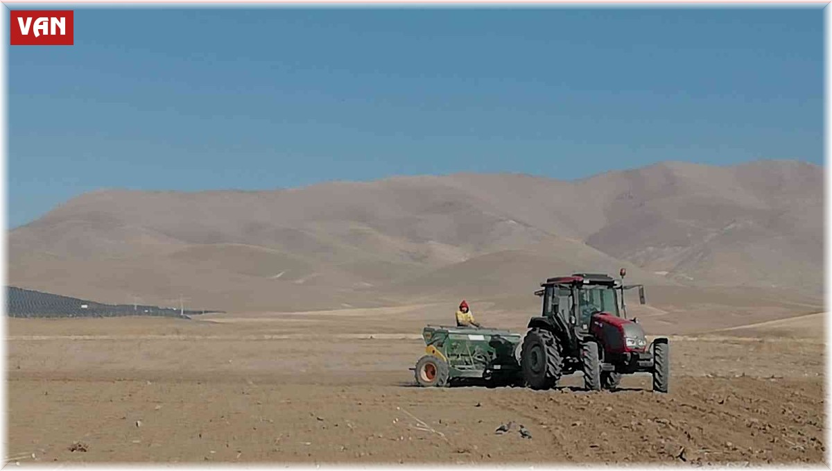 İpekyolu Belediyesinden çiftçilere destek