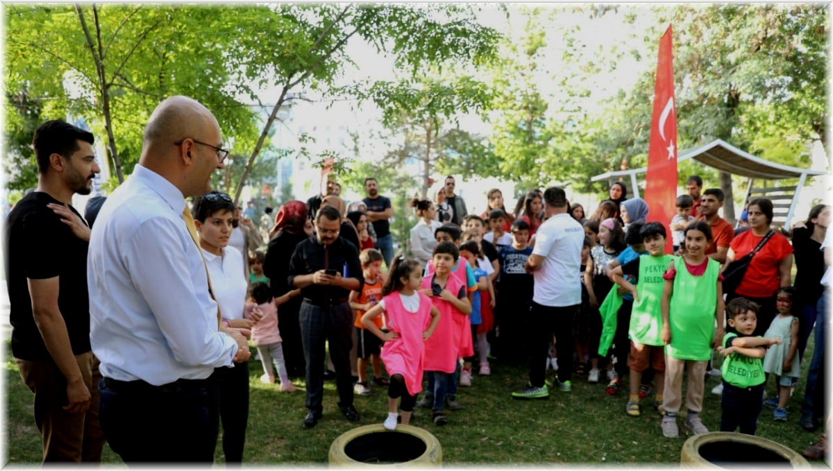 İpekyolu Belediyesinin 'Çocuk Şenliği' başladı