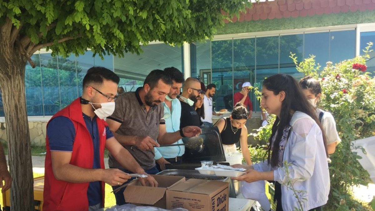 İpekyolu Gençlik Merkezi üniversite sınavına girecek gençlere moral etkinliği düzenlendi