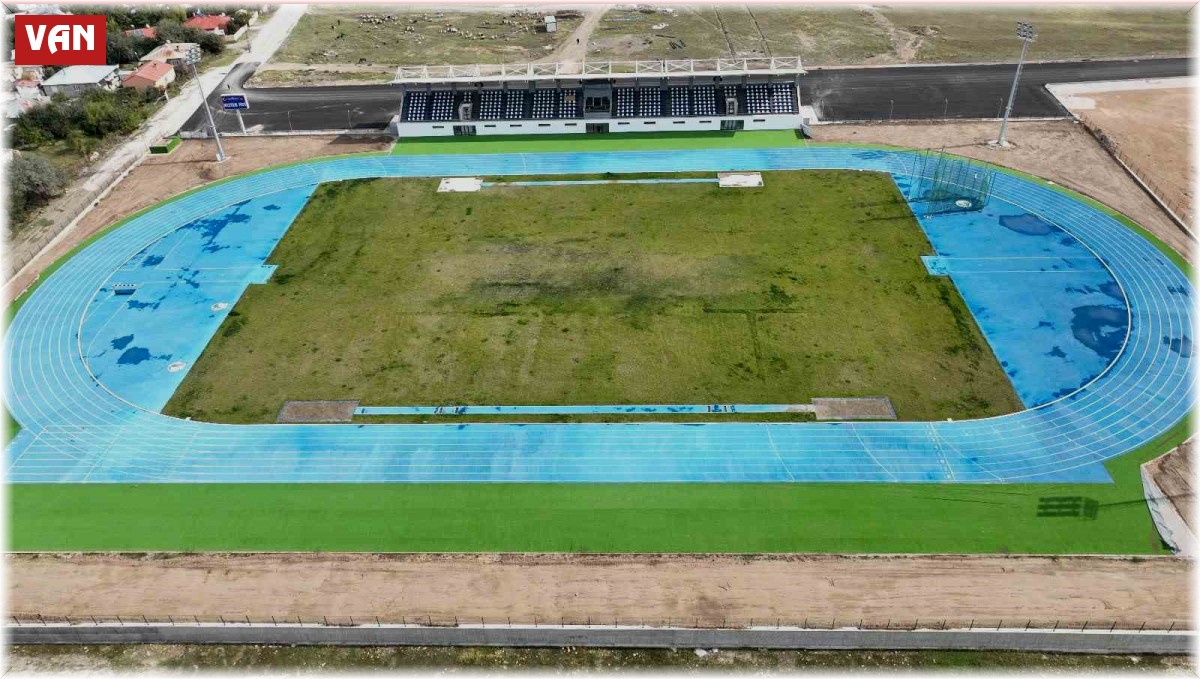 İpekyolu'nda 8 kulvarlı atletizm pisti hizmete açıldı