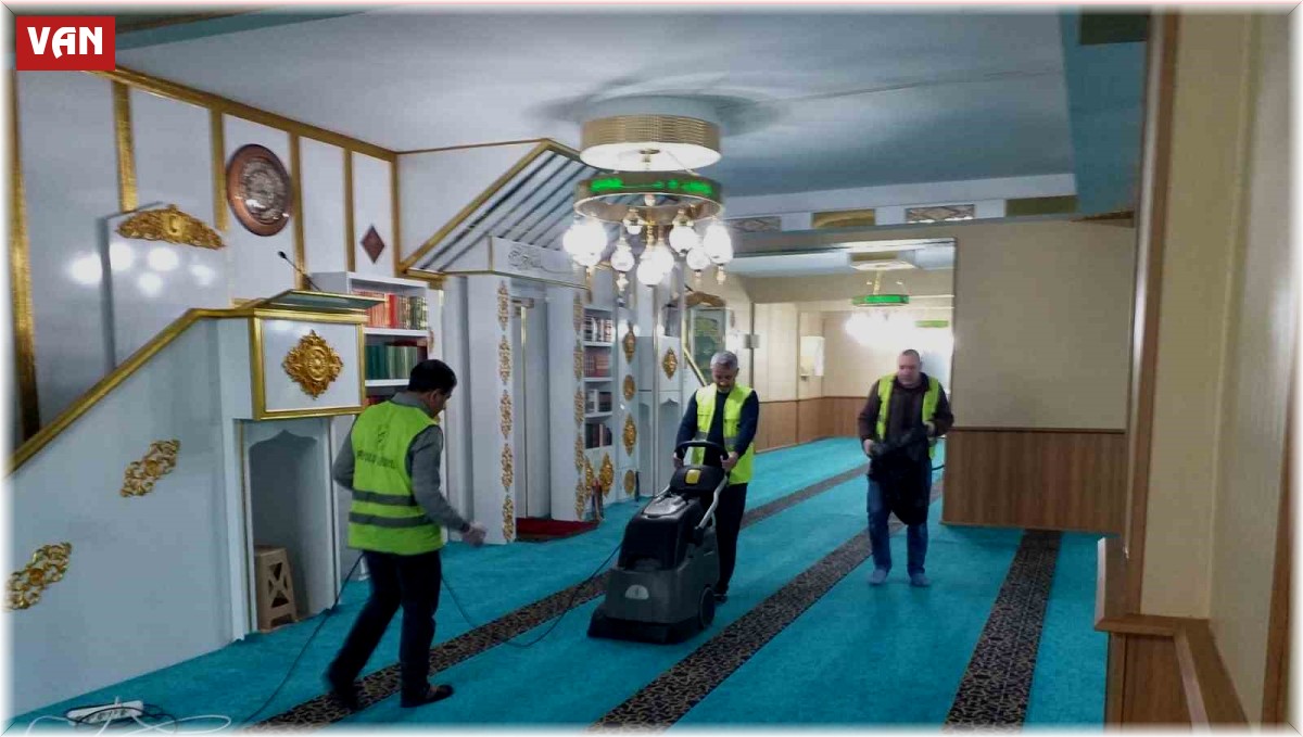 İpekyolu'nda ibadethanelere kesintisiz hizmet