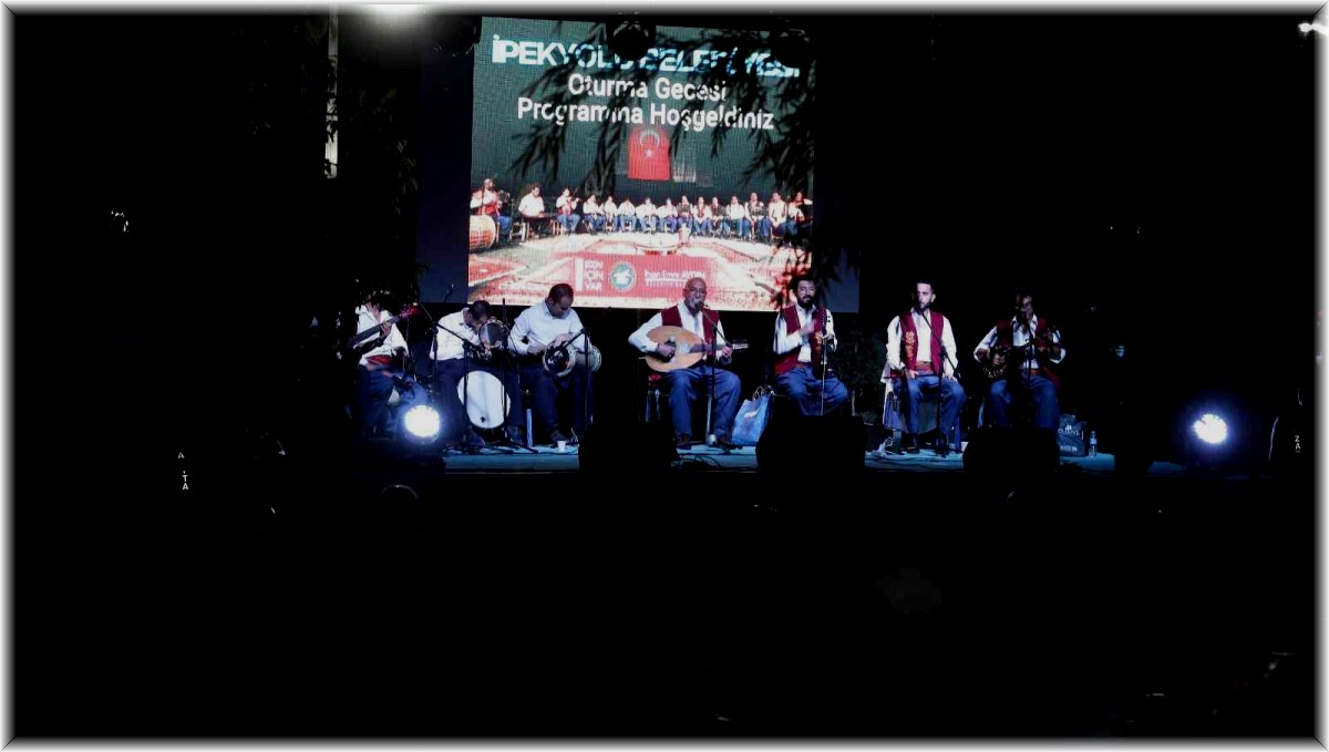 İpekyolu'nda 'oturma gecesi' geleneği sürüyor