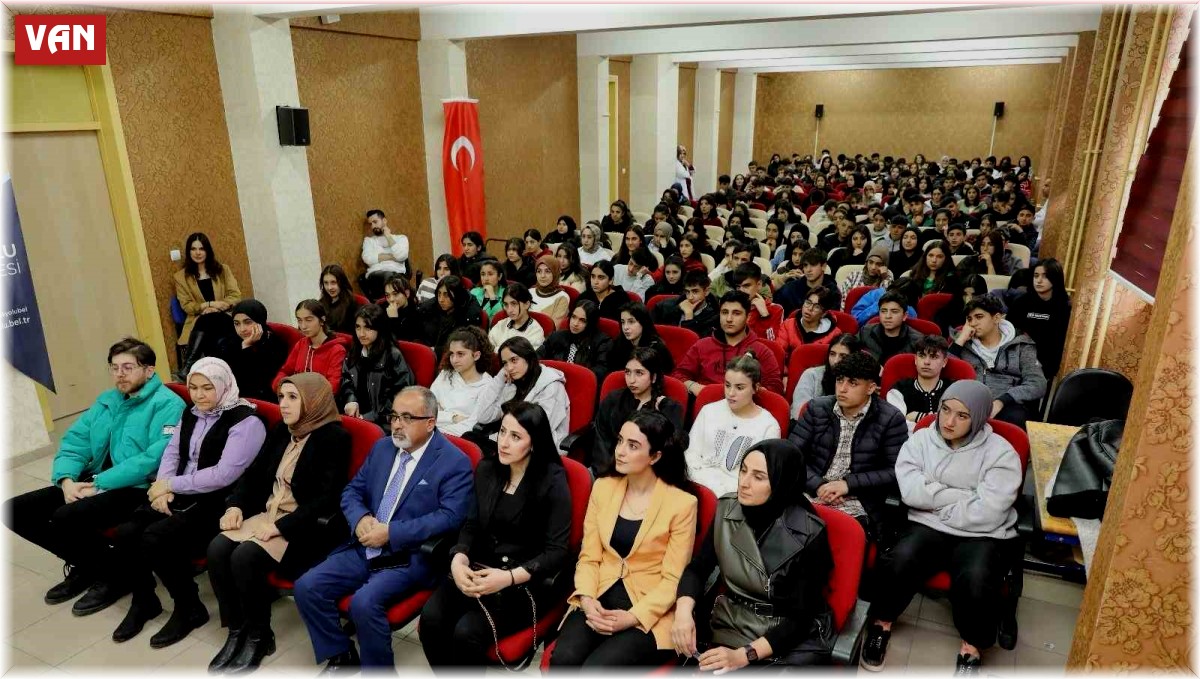 İpekyolu'nda "Teknoloji Bağımlılığı ve Teknolojiyi Doğru Kullanma" eğitimi