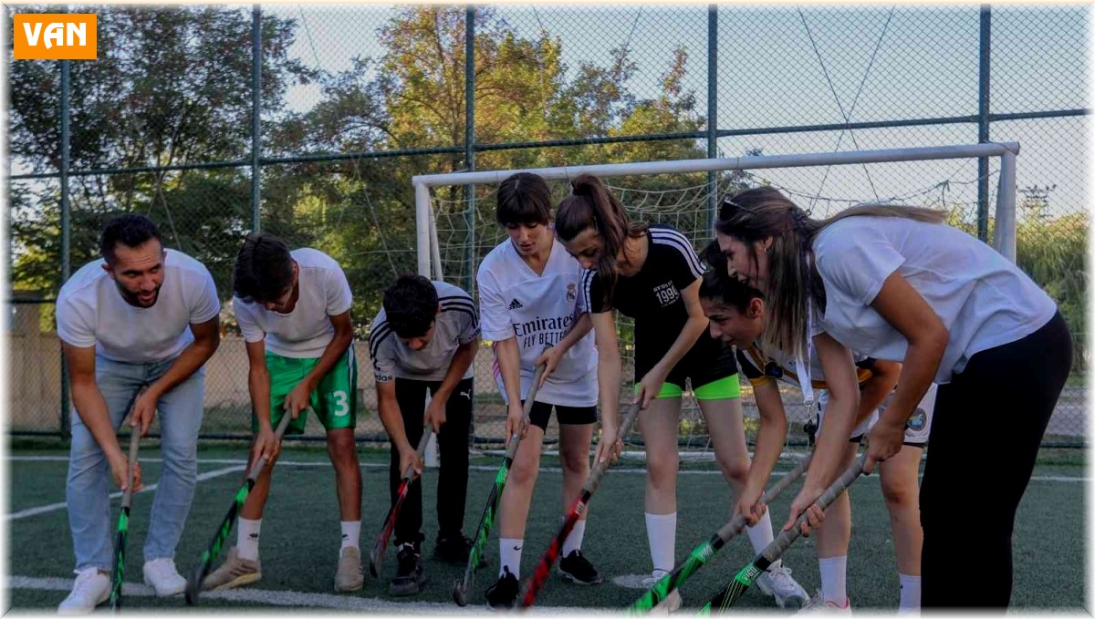 İpekyolu'nda yaz spor kursları devam ediyor